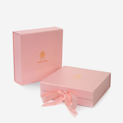 Pink Magnetic C1S C2S Kotak Kemasan Lipat Dengan Penutupan Pita