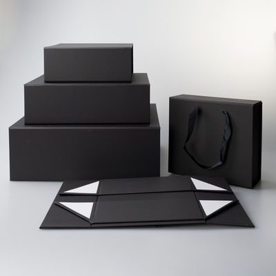 157gsm Kertas Seni Black Gift Box Dengan Tutup Kemasan Magnetik Kaku Lipat