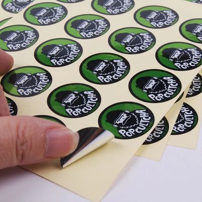 Adhesive Die Cut CMYK Pantone Logo Label Sticker Cetak Kustom