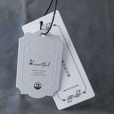 Fashion Dilipat Pakaian Tebal 2mm Personalisasi Hang Tag Debossing