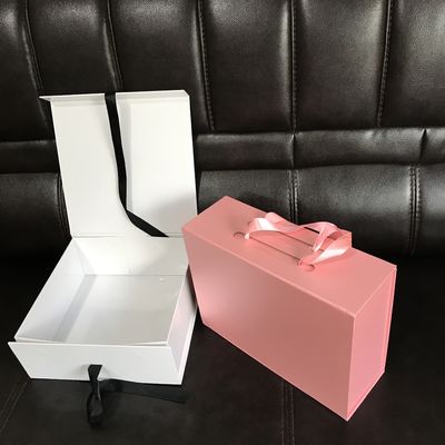 Ulang Tahun Magnetik Lipat CMYK PMS Kotak Hadiah Dilipat Dengan Pita