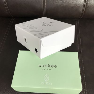 Lipat Dicetak 300g 350g Kotak Karton Bergelombang Sepatu Hadiah Pengiriman