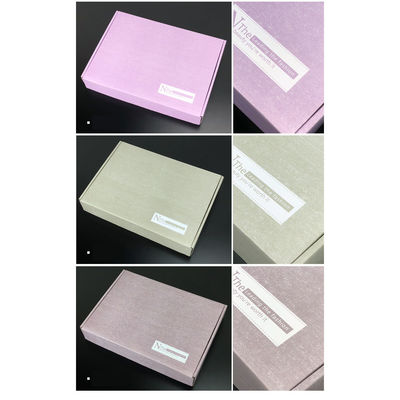 Mewah Lipat 25 * 12 * 7cm Kotak Karton Bergelombang Pengiriman Pesawat